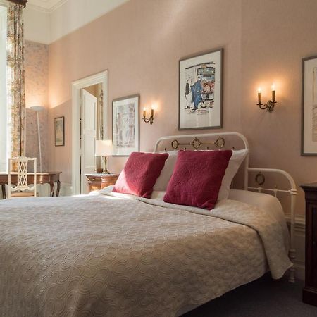 Chateau-Hotel De Nieuil Εξωτερικό φωτογραφία