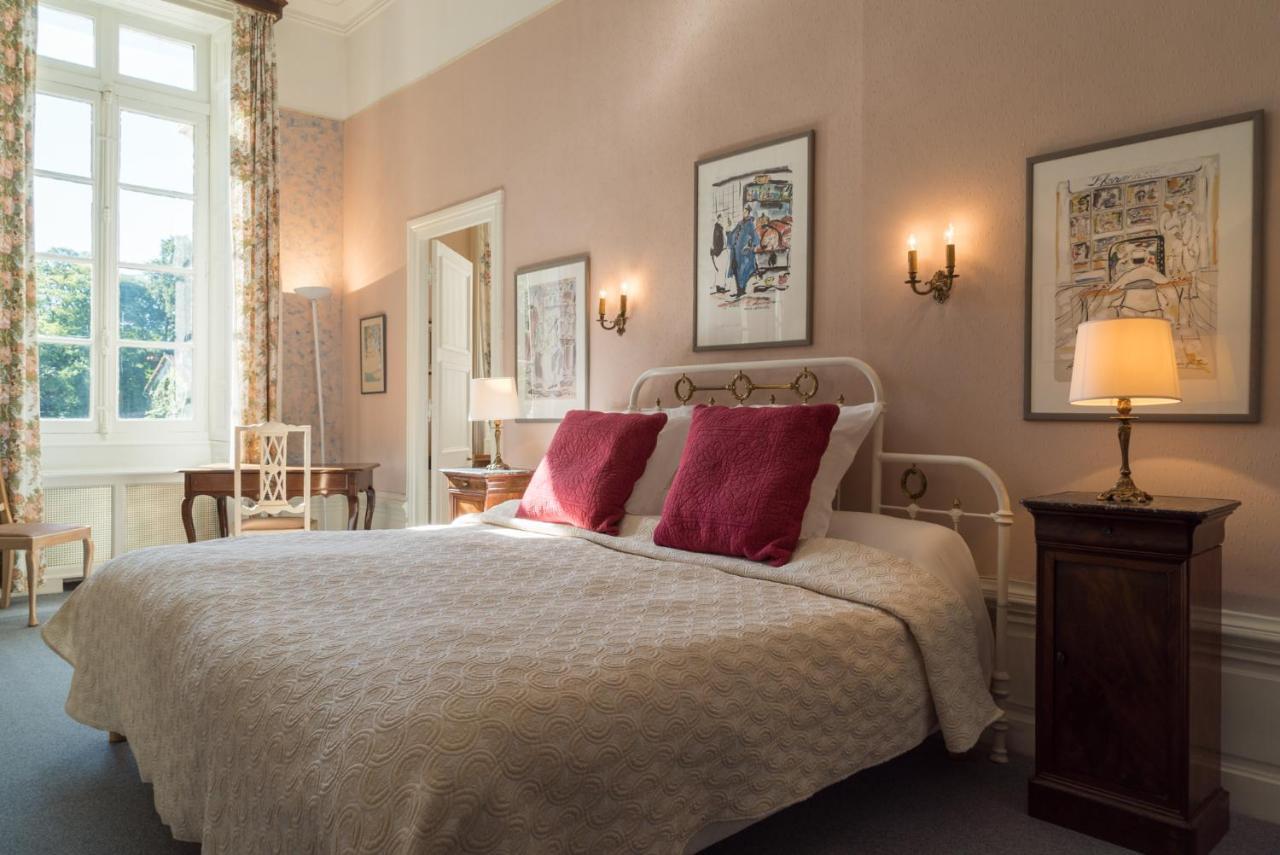 Chateau-Hotel De Nieuil Εξωτερικό φωτογραφία