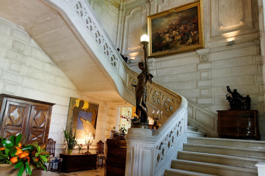 Chateau-Hotel De Nieuil Εξωτερικό φωτογραφία