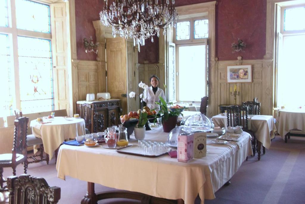 Chateau-Hotel De Nieuil Εξωτερικό φωτογραφία