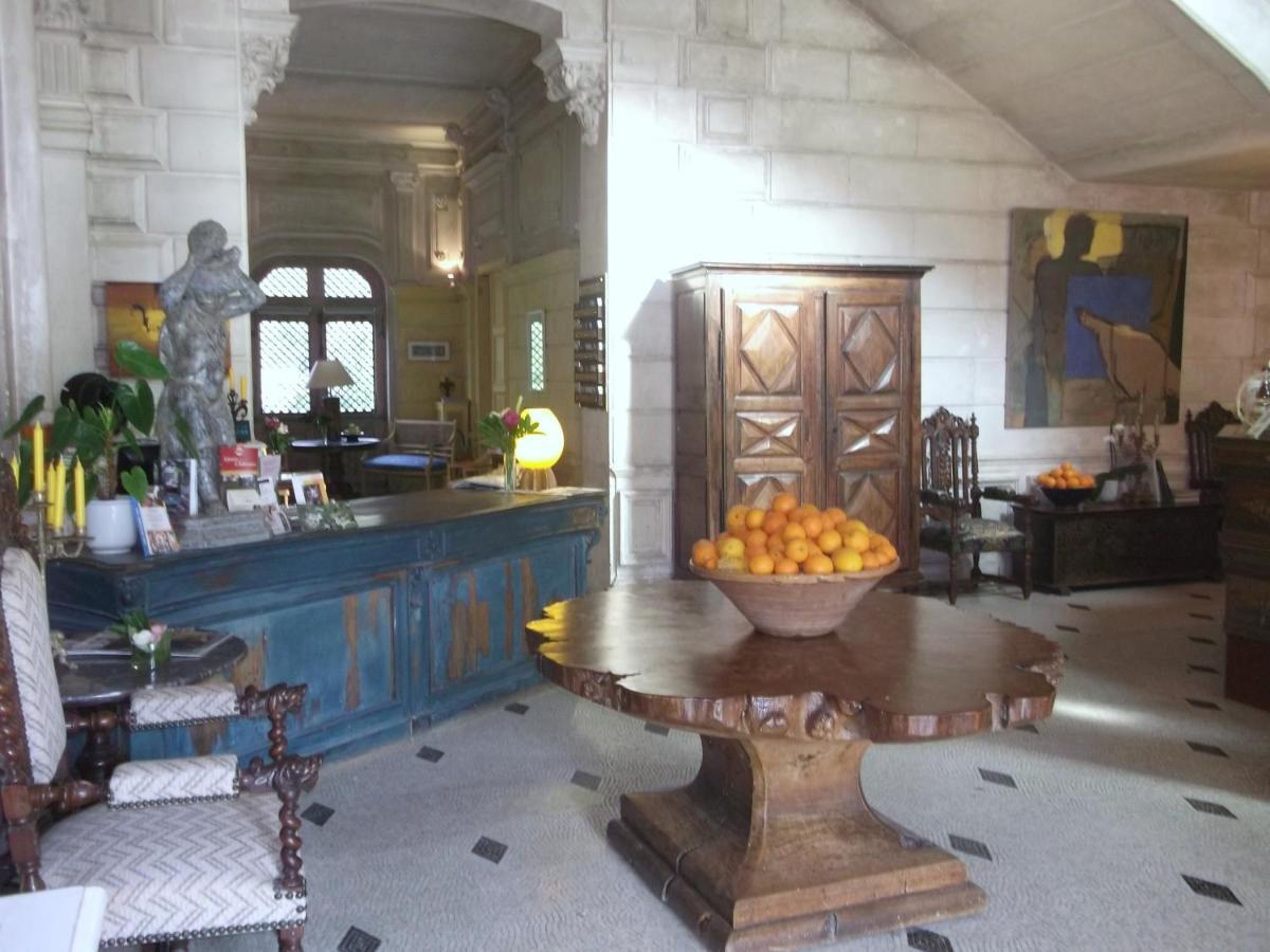 Chateau-Hotel De Nieuil Εξωτερικό φωτογραφία