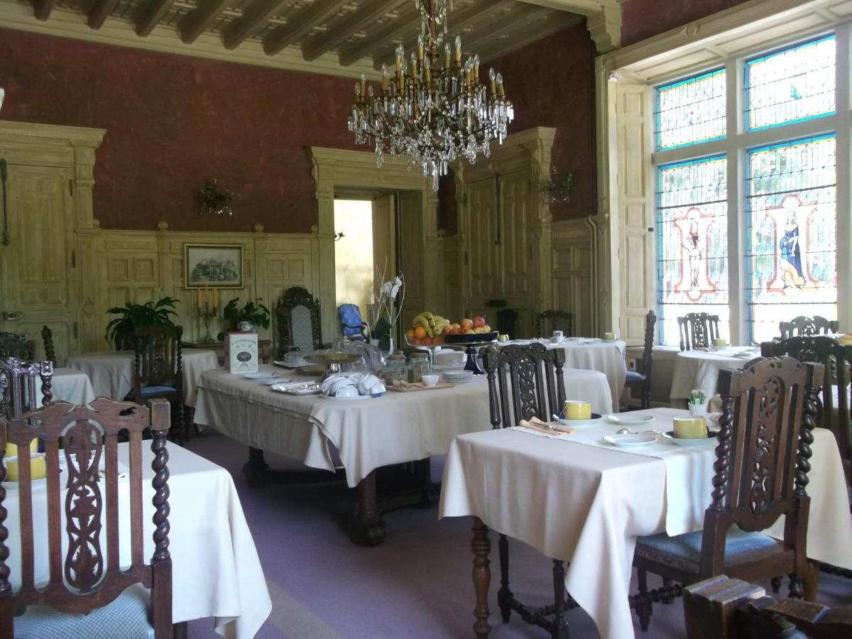 Chateau-Hotel De Nieuil Εξωτερικό φωτογραφία